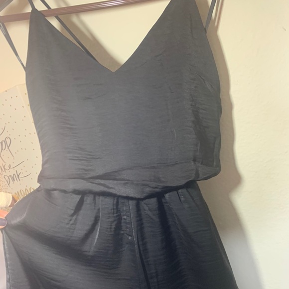 Black romper with open back size small - Picture 15 of 15